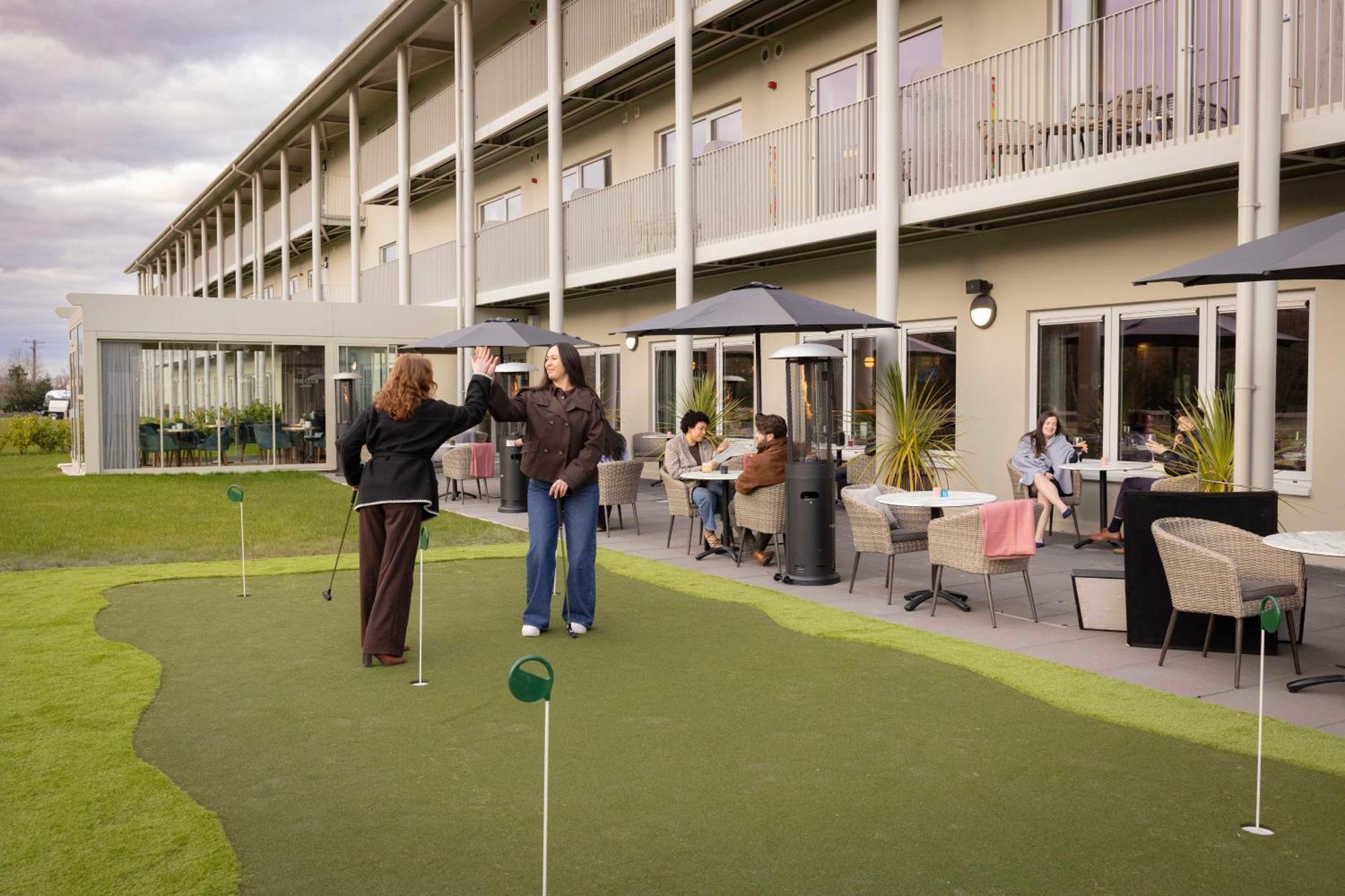 The Club Hotel At Goffs Naas Bagian luar foto